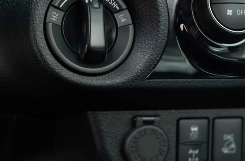 Hilux Cabine Dupla MT Básica