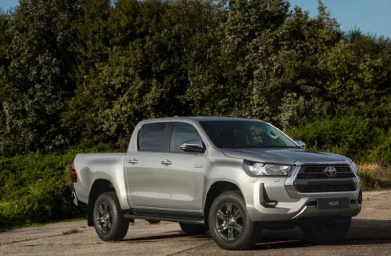 Hilux Cabine Dupla MT Básica