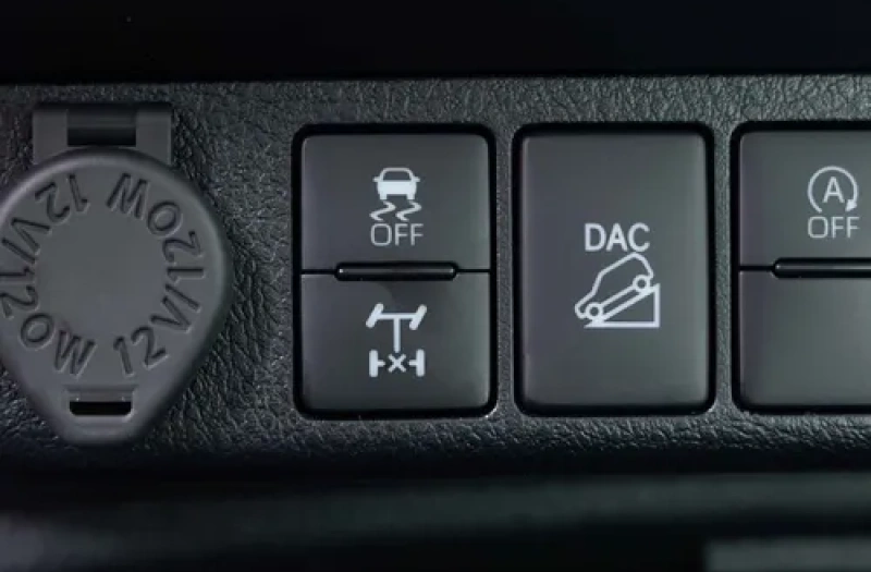 Hilux Cabine Dupla MT Básica