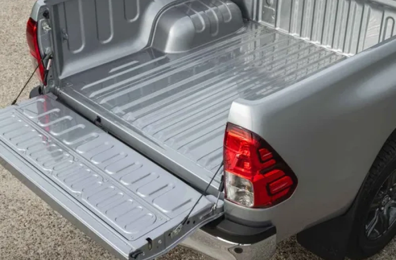 Hilux Cabine Dupla MT Básica